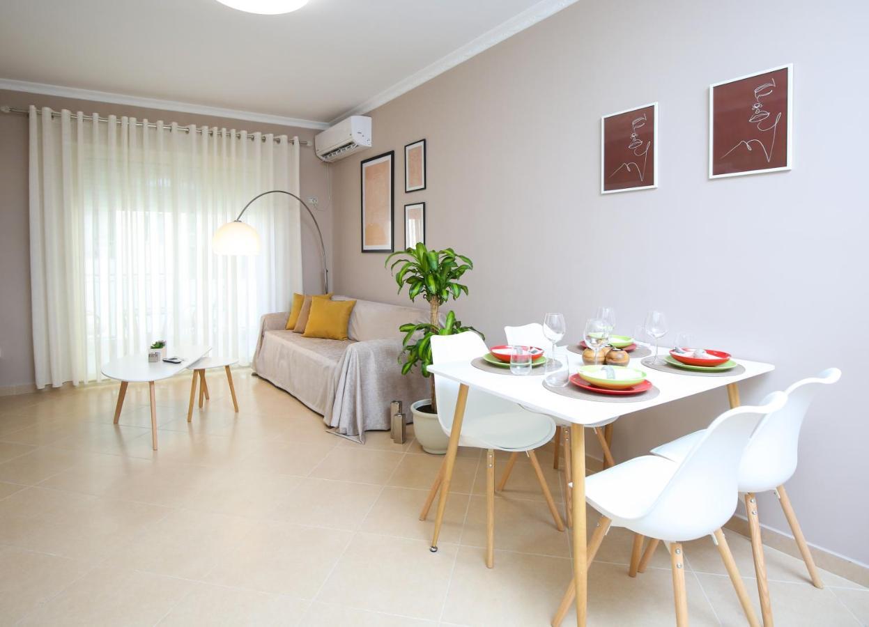 Tafa Deluxe Apartment Vlore Bagian luar foto